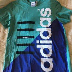 Adidas Tshirt
